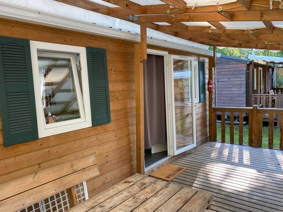 Mobil-home agréable au pieds du lac de Passy Passy  Exterior foto