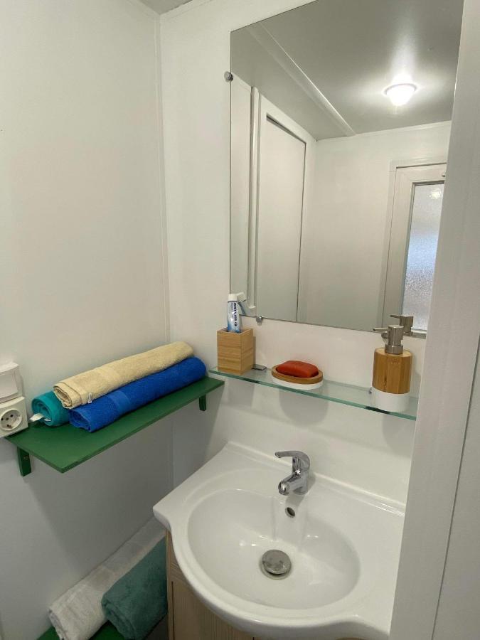 Mobil-home agréable au pieds du lac de Passy Passy  Exterior foto